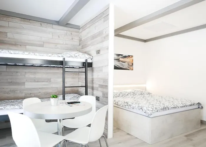 Pool Roznov Appartement Rožnov pod Radhoštěm
